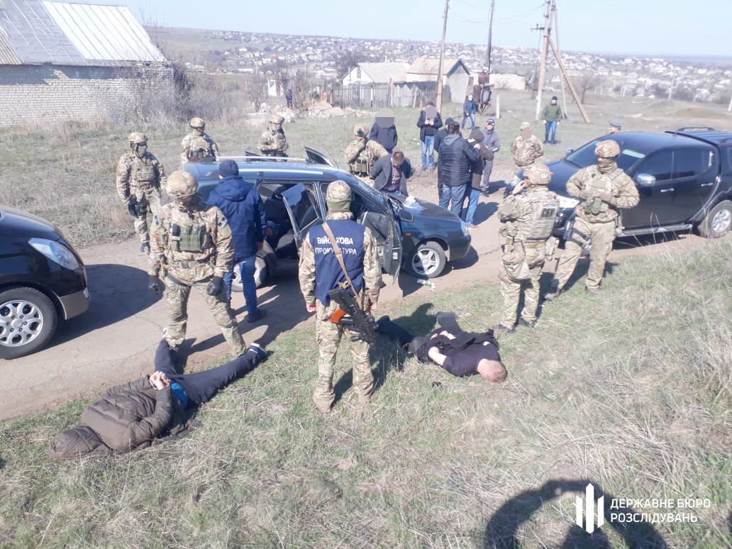 Подполковника СБУ заподозрили в финансировании террористов на Донбассе (фото)