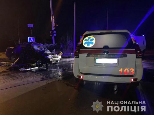 «Скорая» с пациентом попала в жуткое ДТП на Житомирщине: фото с места трагедии