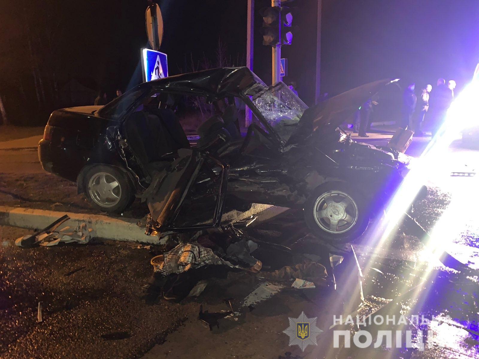 «Скорая» с пациентом попала в жуткое ДТП на Житомирщине: фото с места трагедии