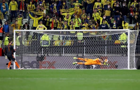 Магія Емері принесла «Вільярреалу» вистраждану перемогу у фіналі Ліги Європи: відеоогляд матчу