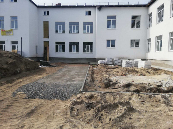 На Волині «Велике будівництво» Зеленського переселить учнів із старих дерев’яних будівель у нову школу