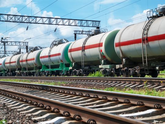 Гроші ЄБРР на «УЗ»: ЗМІ розповіли, як чиновник банку може лобіювати «своїх» підрядників