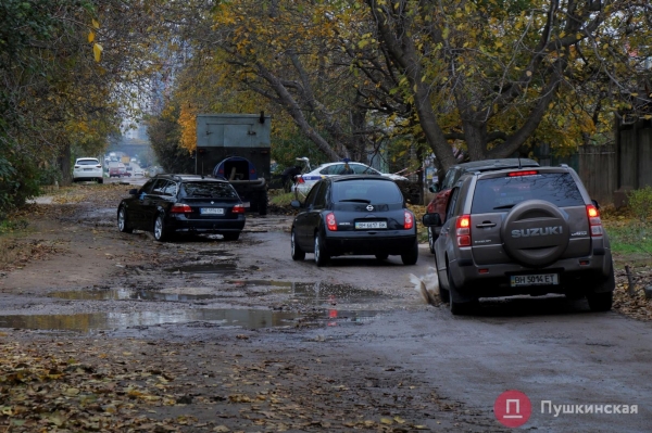 Одесские дорожники подписали договор на ремонт улицы в частном секторе за 147 миллионов, но будет ли он — пока неизвестно