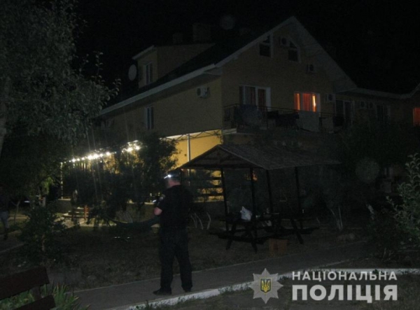 В Затоке кто-то «заминировал» турбазу — пришлось эвакуировать 200 отдыхающих 