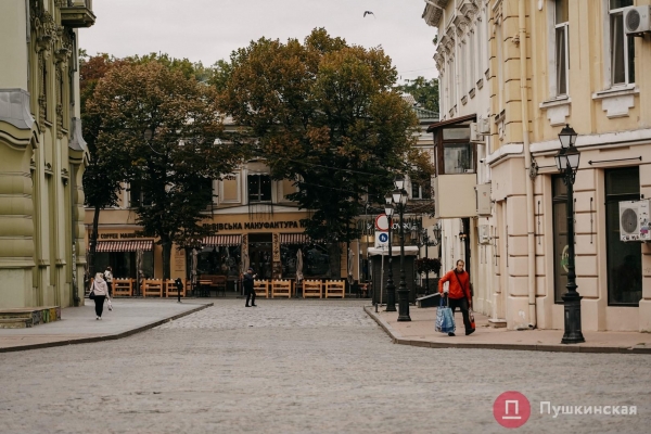 Из лета в глубокую осень: как Одесса и одесситы первые холода встречают. Фоторепортаж
