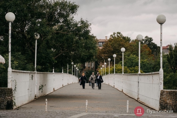 Из лета в глубокую осень: как Одесса и одесситы первые холода встречают. Фоторепортаж