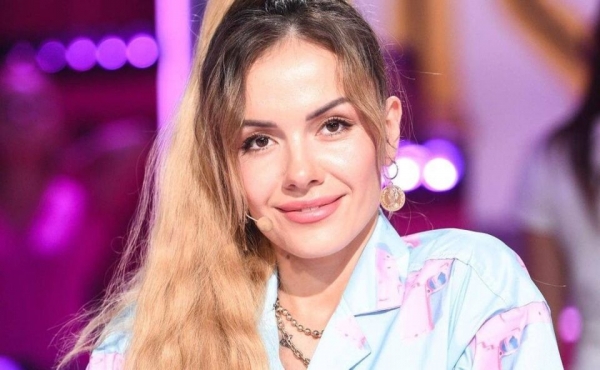 MamaRika в бикини показала подтянутый животик через 1,5 месяца после родов