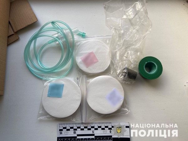 Одессит пытался отправить в Австралию начинённые метамфетамином резиновые игрушки