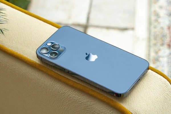 
Apple 12 Pro – подробный обзор дизайна и технических характеристик
