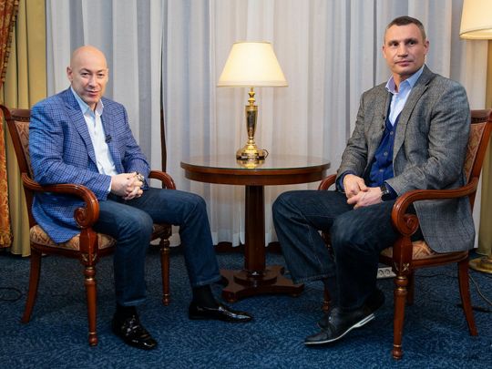 «Чи готовий я до об'єднання з Разумковим? Не відкидаю»: що Віталій Кличко розповів Дмитру Гордону