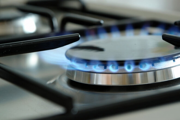 
С 1 декабря клиенты ПОН могут автоматически перейти к Нафтогазу: цена может взлететь выше 30 грн
