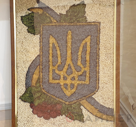 «Феерия флористики»: одесский музей представил портреты Тараса Шевченко и Фриды Кало из пшена и проса