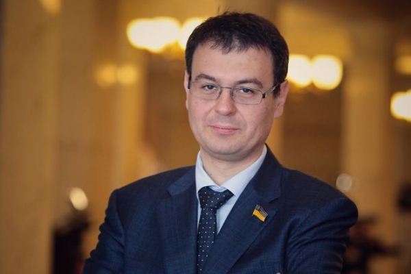 
Экономический паспорт. Гетманцев подсчитал, сколько денег будет на счетах детей к 18 годам
