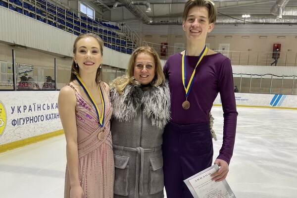 Фигуристы из Одессы завоевали медали на чемпионате Украины
