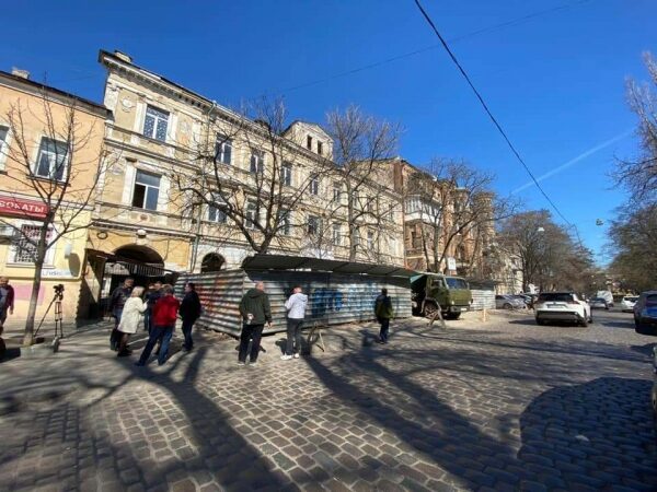 Ремонт детского центра &laquo;Дивосвіт&raquo; в центре Одессы обещают закончить к июлю: на него уже потратили 63 миллиона. Фото