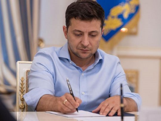 Амбіції та негативне ставлення Зеленського до Медведчука: нардеп про причини, через які не повернули із ОРДЛО жінок