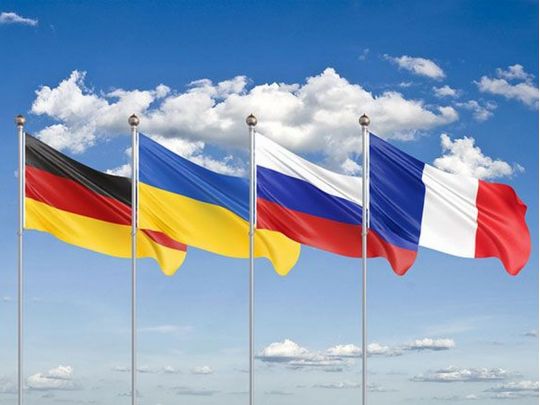 Єрмак у Парижі зустрінеться з Козаком: про що говоритимуть