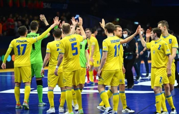 	Украина разгромно уступила Испании в матче за бронзу чемпионата Европы по футзалу