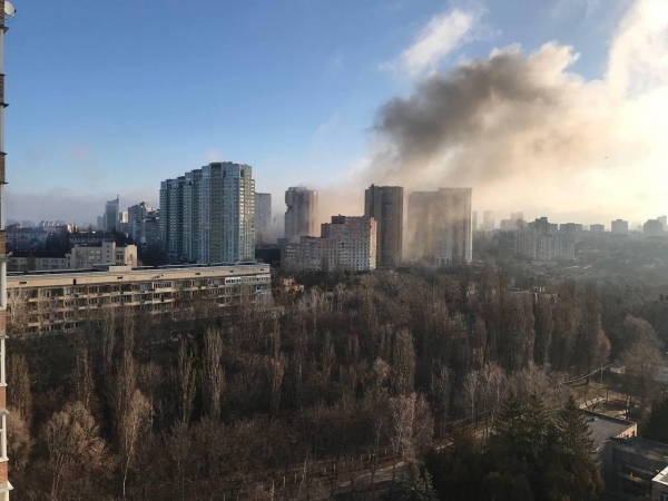 В Киеве ракета попала в жилой дом: разрушены несколько этажей. Фото