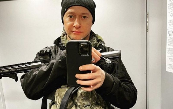 Андрей Хлывнюк показал, как он выглядит после ранения в лицо