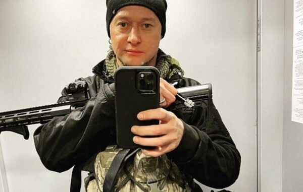 Лидер &laquo;Бумбокса&raquo; Андрей Хлывнюк получил осколочное ранение
