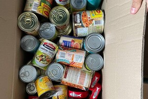 "Скорые", продукты и медикаменты: в Одессу снова передают гумпомощь