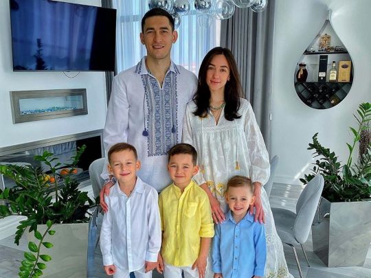 Футболіст збірної України розповів, як збирався із лопатою захищати сім'ю від окупантів