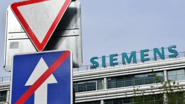 Как уход Siemens повлияет на экономику России и что будет с &laquo;Сапсанами&raquo;?