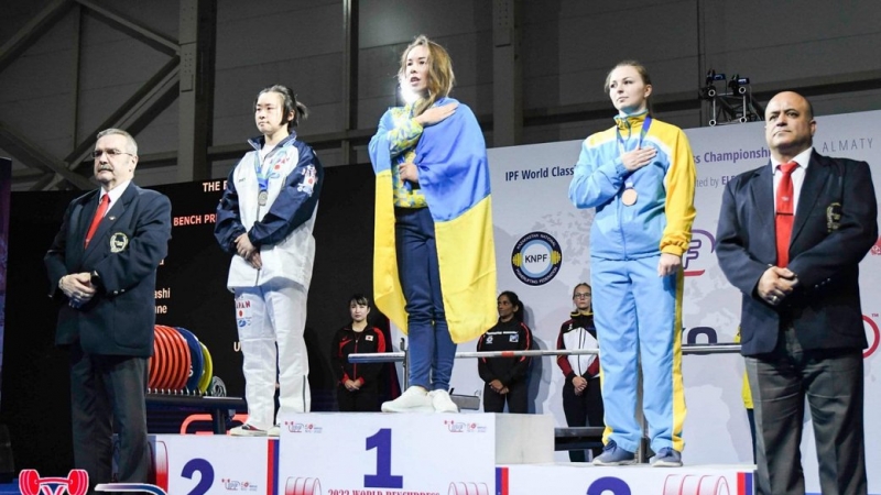 Українка зі світовим рекордом стала найсильнішою на планеті (відео)