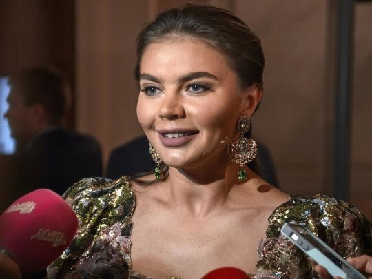 «Залетіла» від Зеленського? У росії повідомили про вагітність коханки путіна кабаєвої