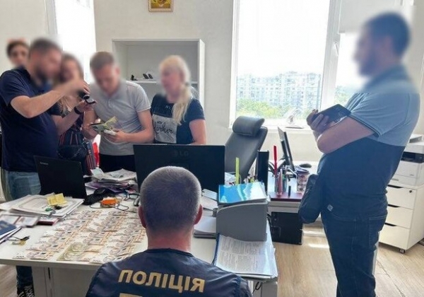 В Одессе на взятке попалась чиновница горсовета 