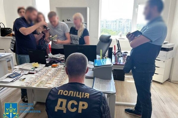 В Одессе на взятке попалась чиновница горсовета 
