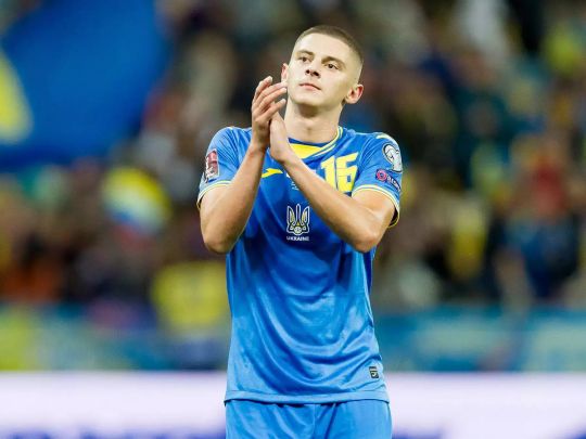 Футболіст збірної України придбав сім пікапів для ЗСУ: машини вже їдуть до військових (відео)