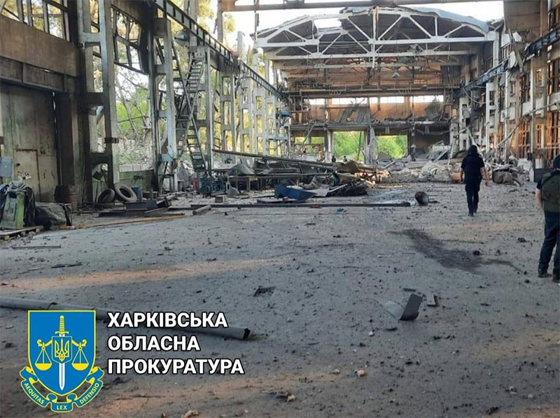 Російські фашисти вдарили ракетами по Миколаївській та Харківській областях: є постраждалий, у містах руйнування