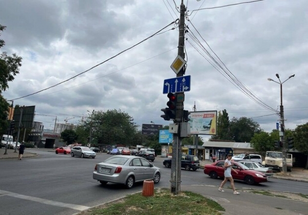 В Одессе появился необычный дорожный знак