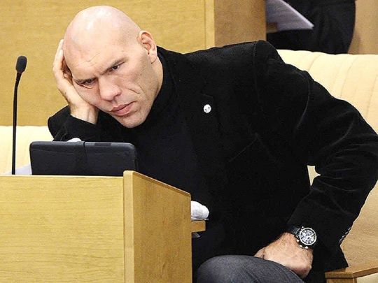 Легендарний російський боксер Валуєв отримав повістку та поскаржився в лікарні на кульгавість