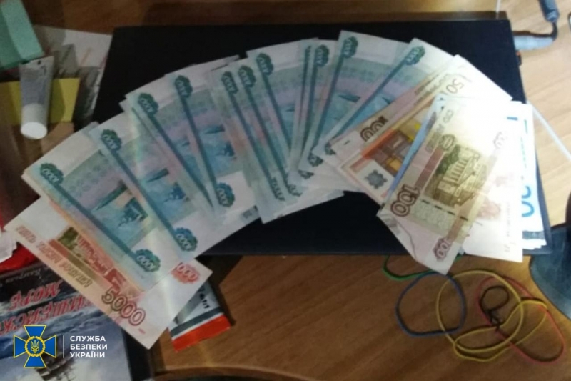 СБУ прийшла з обшуком до нардепа-втікача Мураєва (фото)