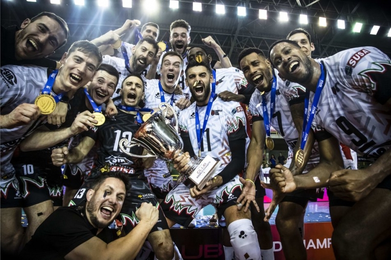 Лідер збірної України став чемпіоном світу серед клубів (фото, відео)