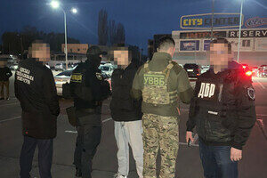 В Одесской области разоблачили правоохранителя, который сбывал оружие криминалитету