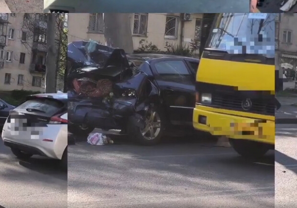 В ДТП на Фонтанской дороге пострадали два человека