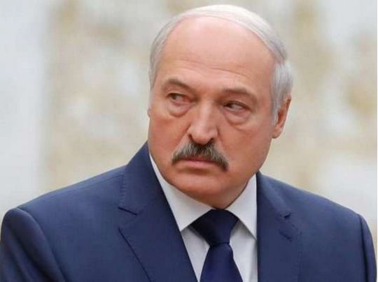 «Вмирати не збираюсь»: диктатор лукашенко прокоментував чутки навколо свого самопочуття