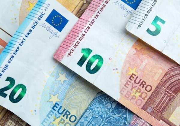 Курс валют в Украине 8 июня 2023: сколько стоит доллар и евро 