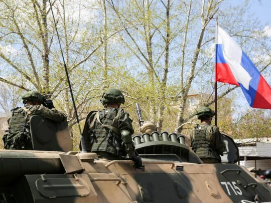 Витягнув ручну гранату і&nbsp;погрожував її&nbsp;підірвати: ЗМІ розповіли про поведінку путінських солдатів у&nbsp;російських борделях