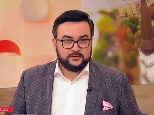 «Щось летить все…»: Руслан Сенічкін вперше показав фото всієї своєї сім’ї