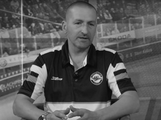 Заткнув вуха та&nbsp;чекав: відомий хокеїст-чемпіон загинув під колесами поїзда
