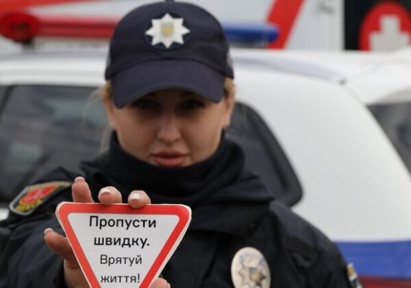 В Одессе проверили, как водители пропускают спецтранспорт В Одессе проверили, как водители пропускают спецтранспорт