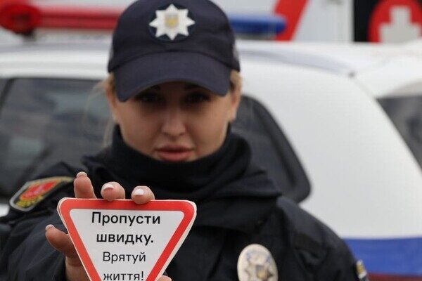 В Одессе проверили, как водители пропускают спецтранспорт В Одессе проверили, как водители пропускают спецтранспорт