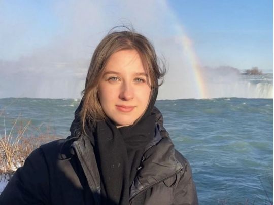 Розчарована колегами-путіністами: «онука Івана Будько» перейшла на українську