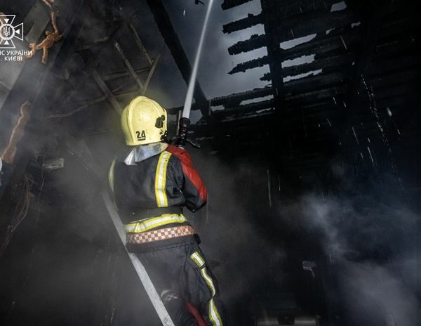 В&nbsp;Києві потужно горіла АЗС: постраждала людина