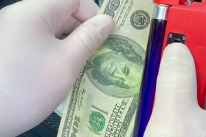 В Одессе предприниматель требовал взятку за оформление инвалидности онкобольной матери военного